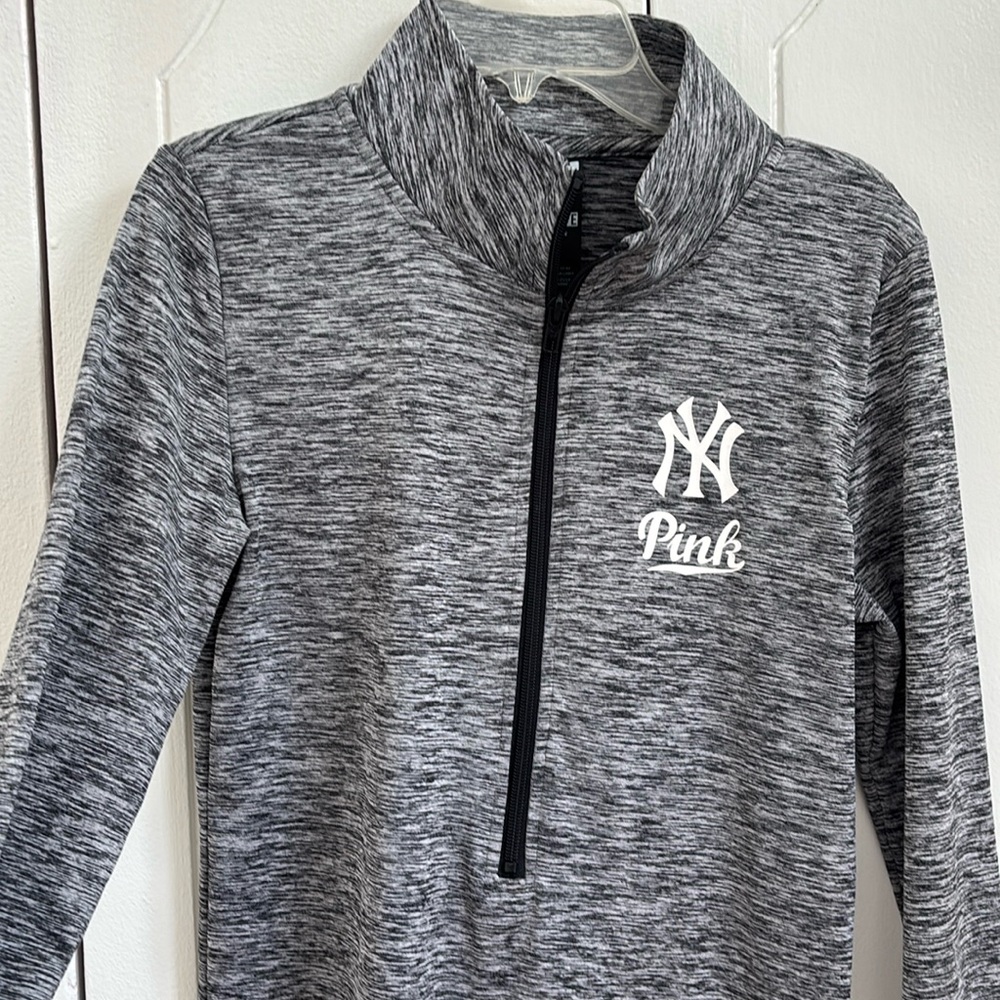 NWOT VS PINK Yankee 3 Quarter Zip Up